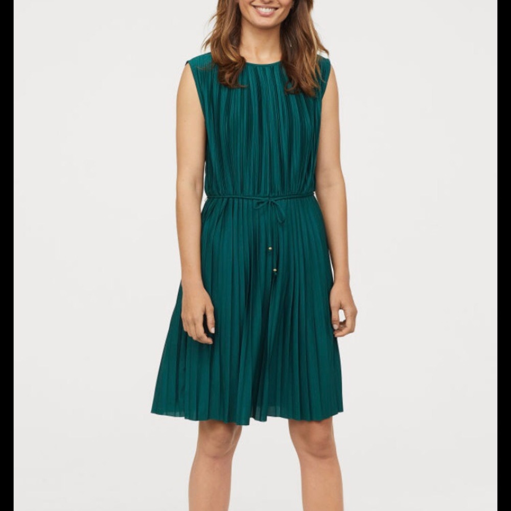 H&M Pleated Emerald Green Dress